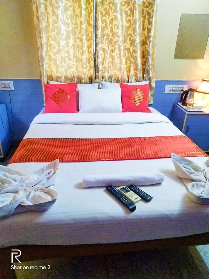 Oyo 75854 Hotel Harsha Residency Bangalore Buitenkant foto