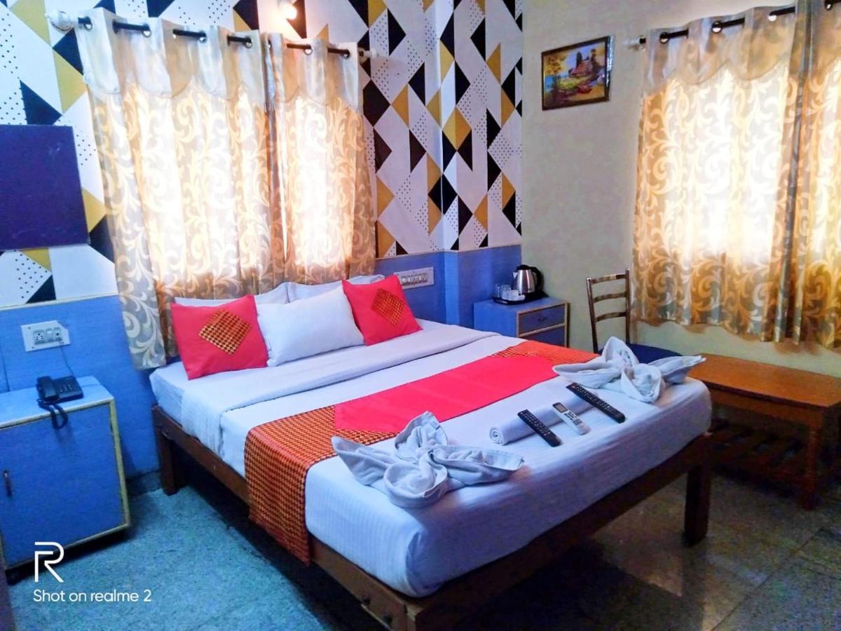Oyo 75854 Hotel Harsha Residency Bangalore Buitenkant foto