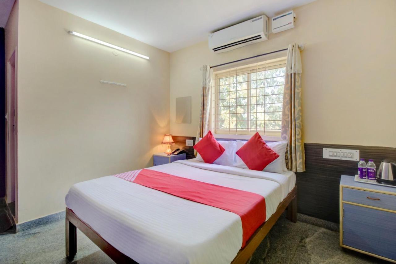 Oyo 75854 Hotel Harsha Residency Bangalore Buitenkant foto