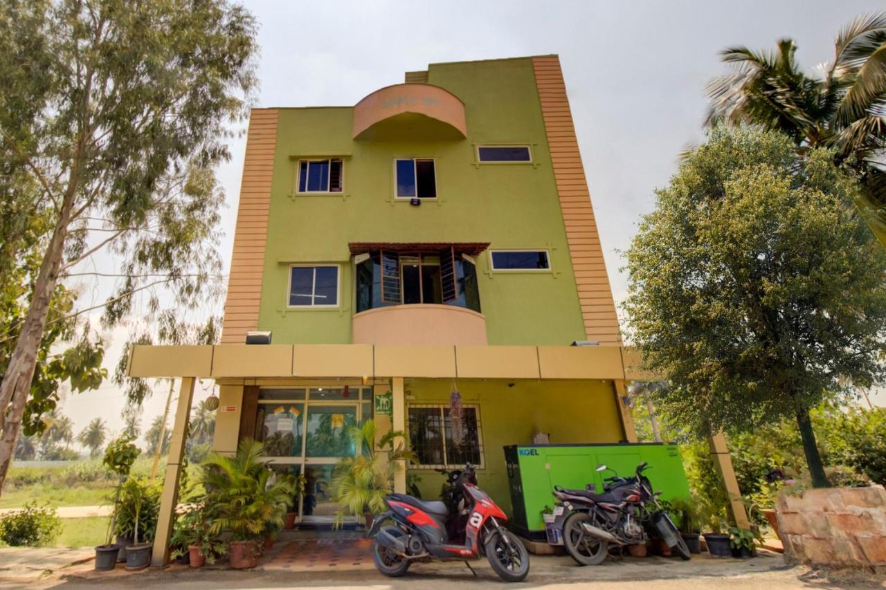 Oyo 75854 Hotel Harsha Residency Bangalore Buitenkant foto